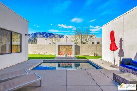 Tiny photo for 841 Fountain Drive, Palm Springs, CA 92262 (MLS # 26917303PS)