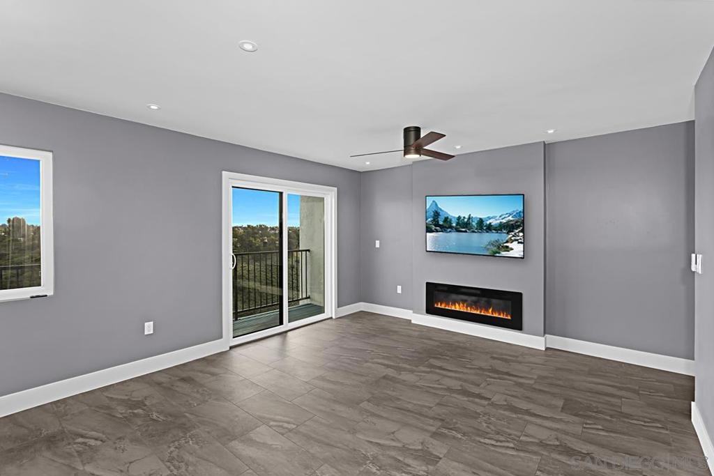 3065 Cowley Way 46