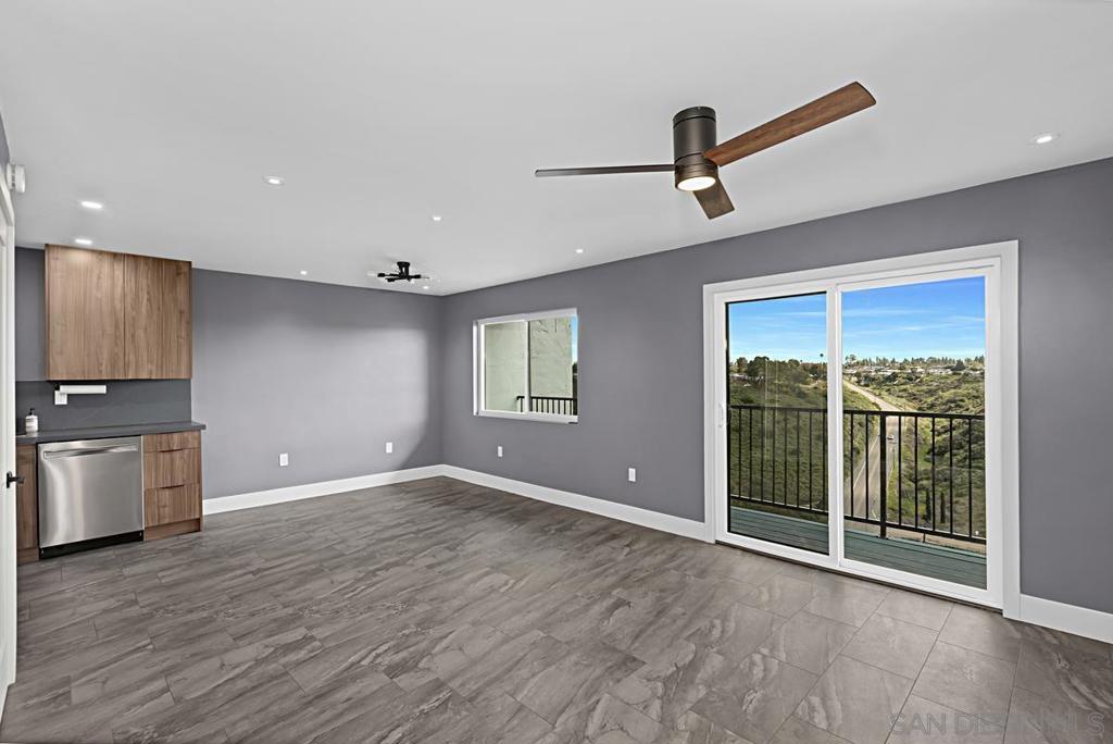 3065 Cowley Way 46