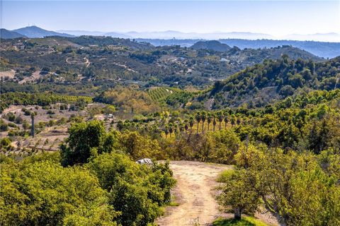 Photo of 0 Camaron Road, Temecula, CA 92590 (MLS # SW25250634) Photo of 0 Camaron Road, Temecula, CA 92590 (MLS # SW25250634)