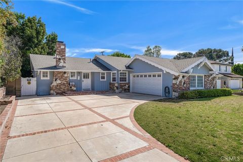 7618 Irondale Winnetka CA 91306