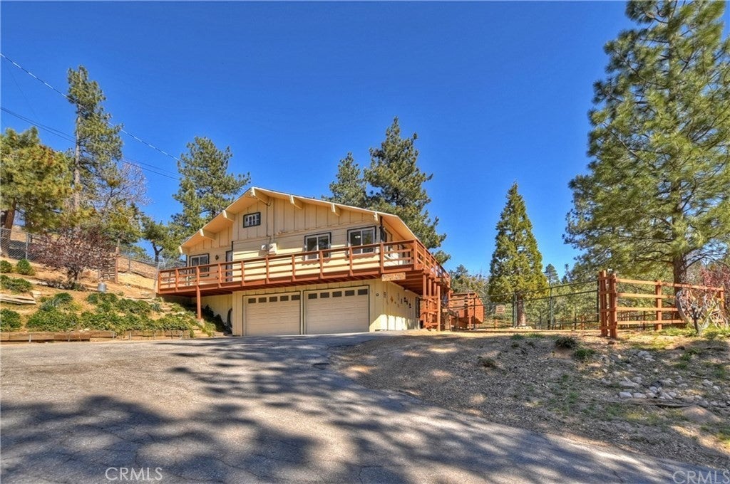 32745 Hilltop