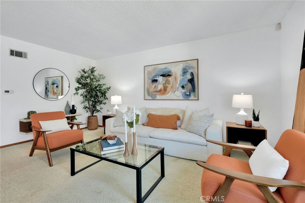 2221 W 178th Street