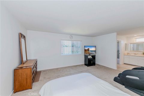 Tiny photo for 2401 El Portal Way, Oxnard, CA 93035 (MLS # SR25198673)