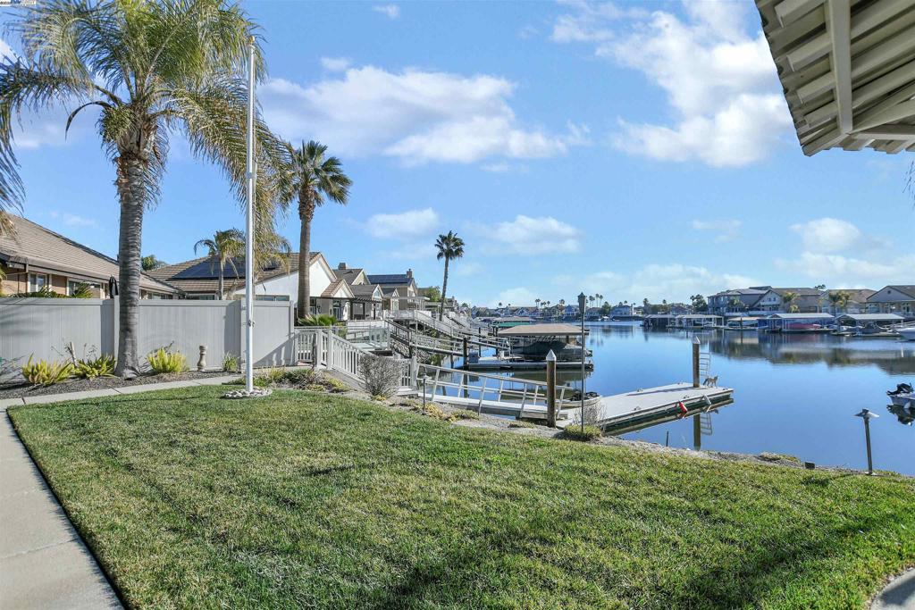 DELTA WATERFRONT ACCESS - Residential