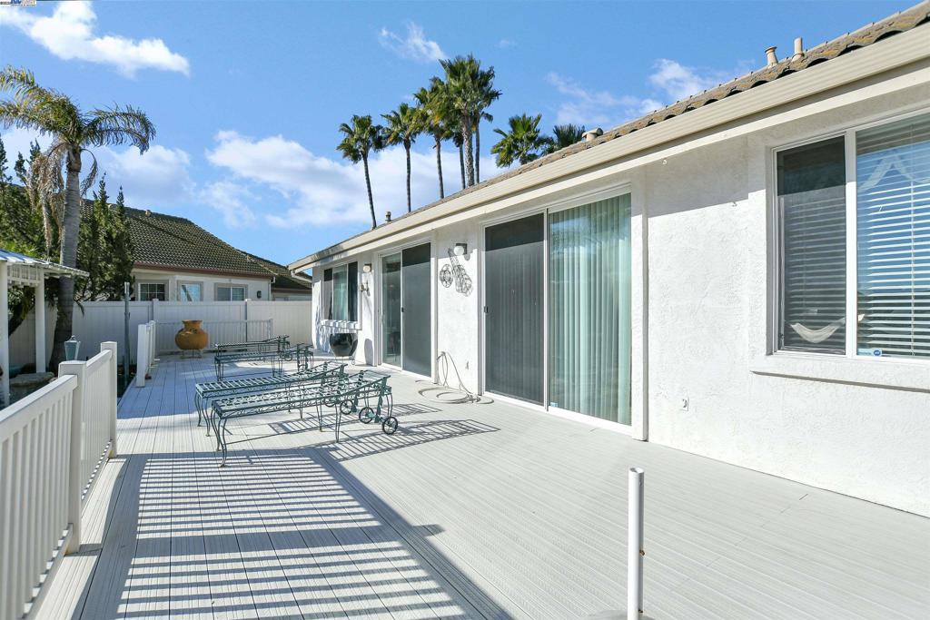 DELTA WATERFRONT ACCESS - Residential