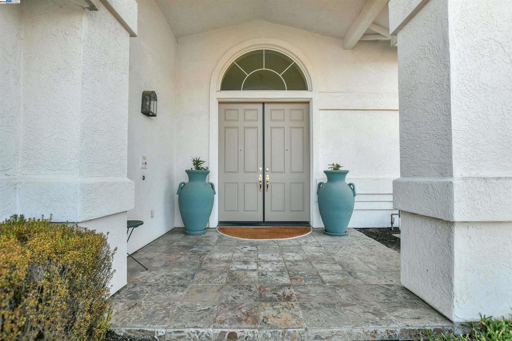 DELTA WATERFRONT ACCESS - Residential
