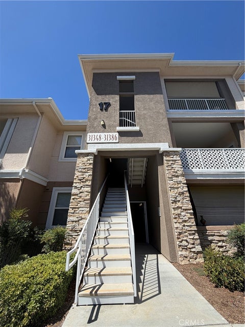 Photo of 31368 Taylor LN, Temecula, CA 92592 (MLS # SW26205046)