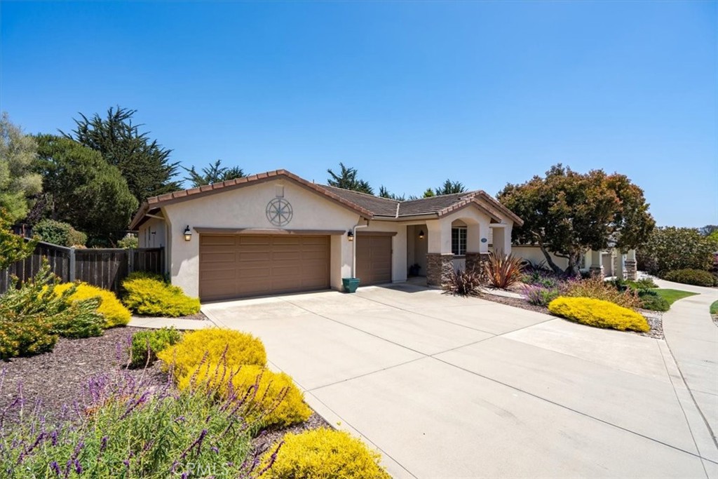 839 Chukar Street