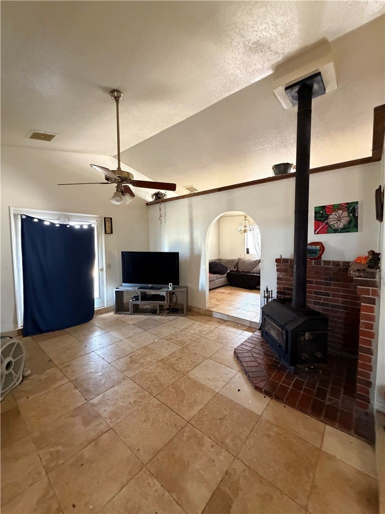 71373 El Paseo
