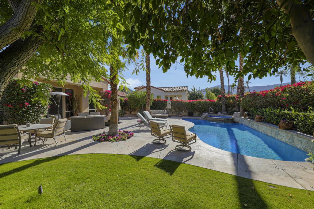 50115 Valencia Court