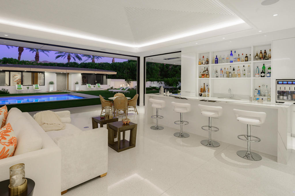 Vintage Country Club - Residential