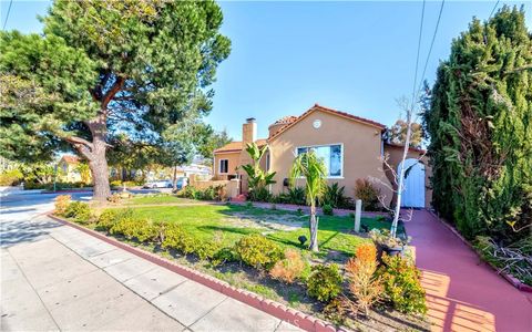 Photo of 1001 Monterey Road, Glendale, CA 91206 (MLS # CV25233298)
