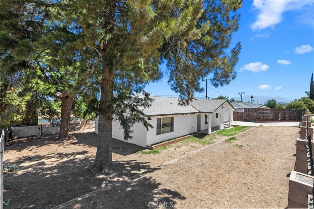 Photo of 18344 7th ST, Bloomington, CA 92316 (MLS # PW26117453)