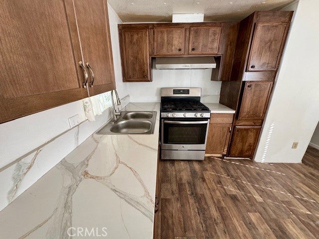 15798 Slover Ave SPC 30