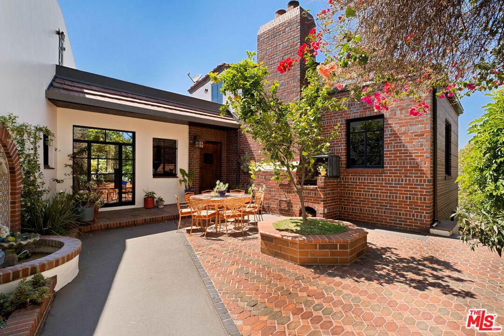 1967 Micheltorena Street
