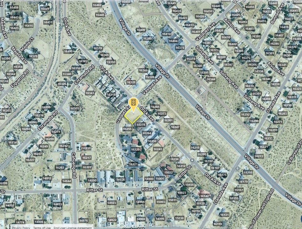 Main image without alt text