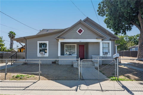 Photo of 3342 Eucalyptus Avenue, Riverside, CA 92507 (MLS # CV26114104)
