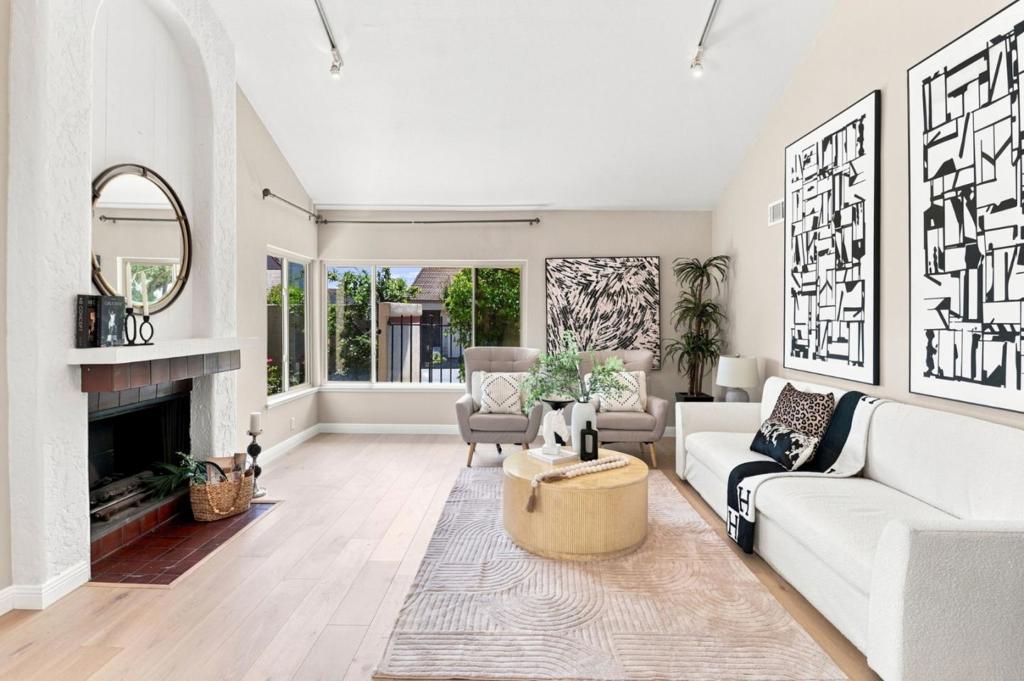 26 Lido Circle