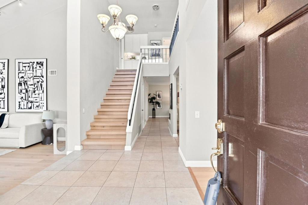 26 Lido Circle