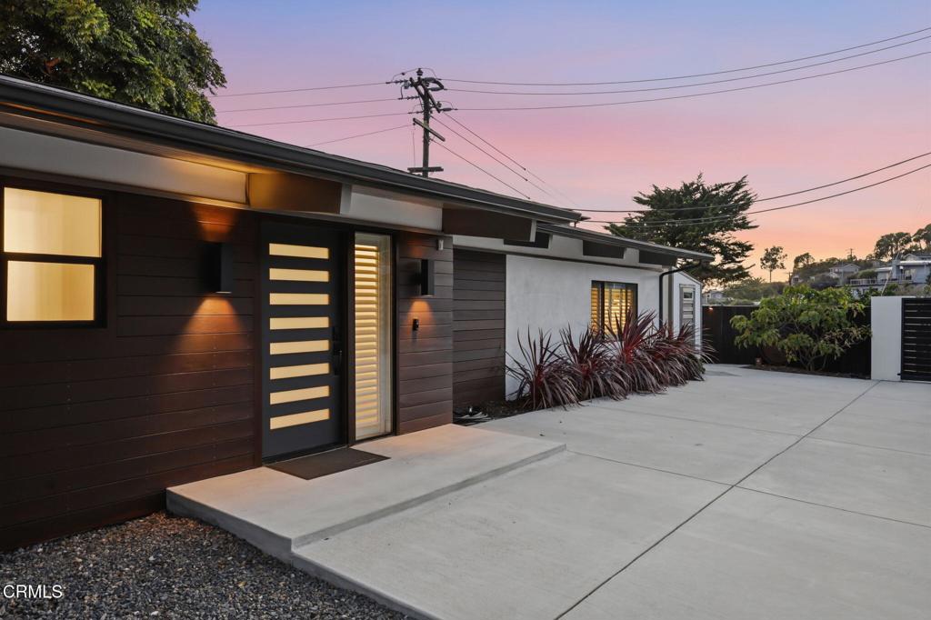 3310 Foothill Road
