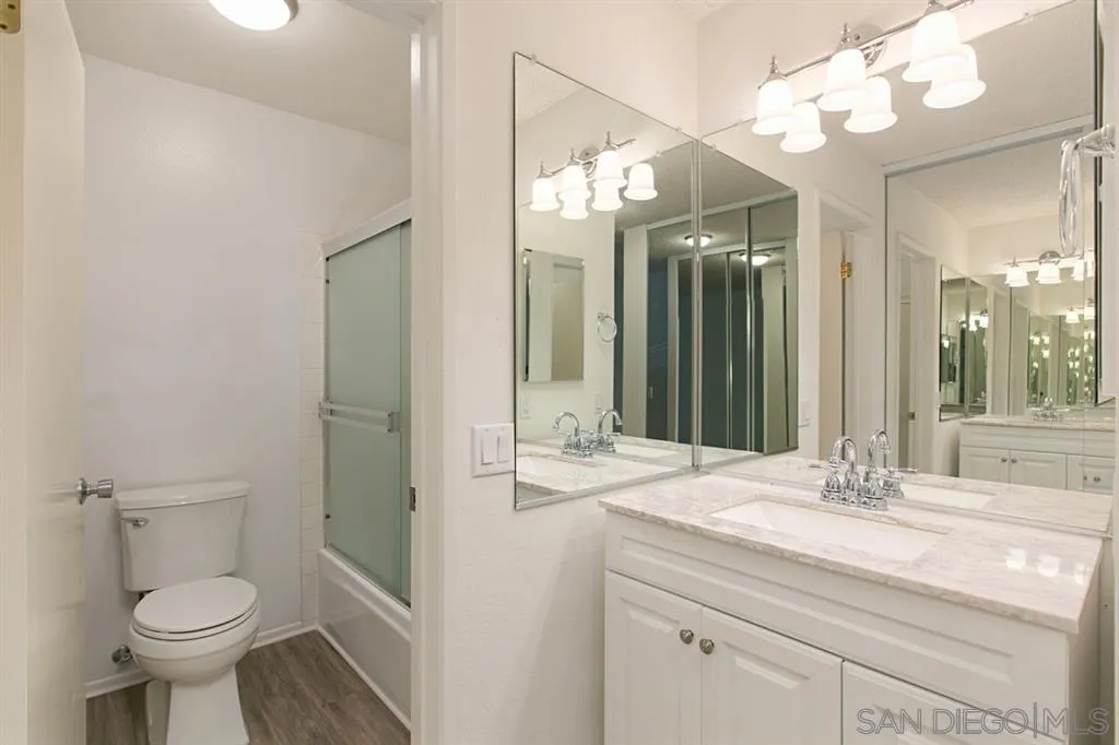 San Diego, California 92130, United States, 2 Bedrooms Bedrooms, ,2 BathroomsBathrooms,Residential,Active,168316