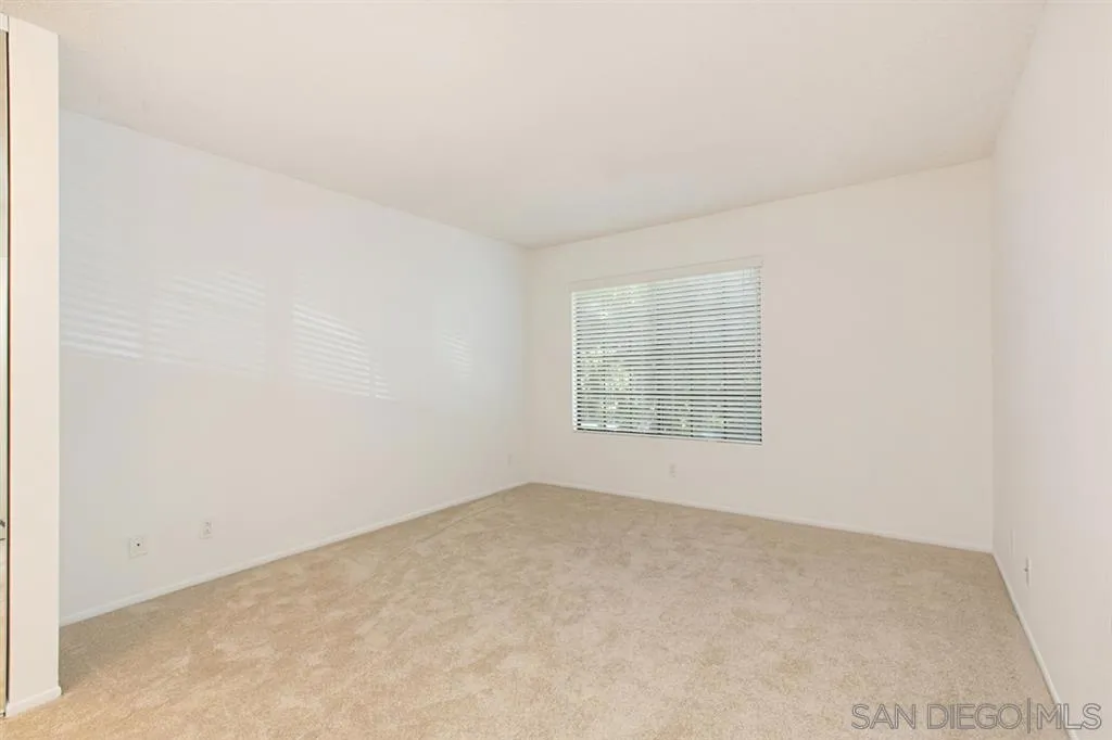 San Diego, California 92130, United States, 2 Bedrooms Bedrooms, ,2 BathroomsBathrooms,Residential,Active,168316