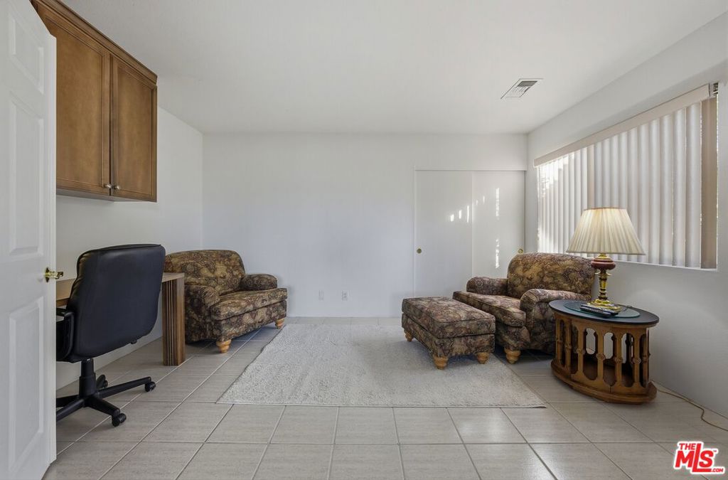 Mission Hills East - Residential