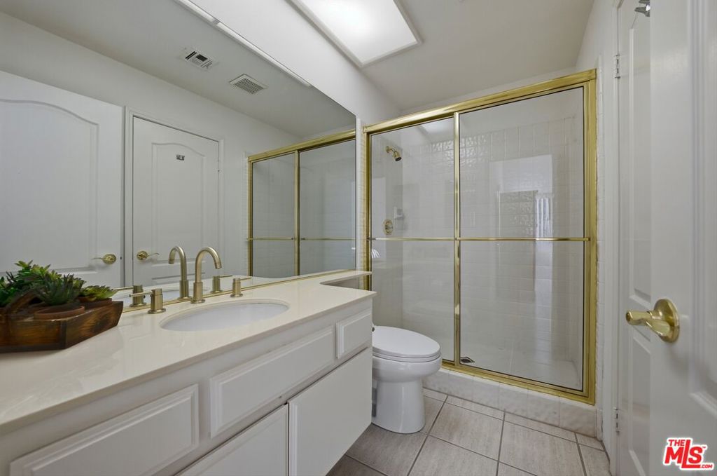 Mission Hills East - Residential