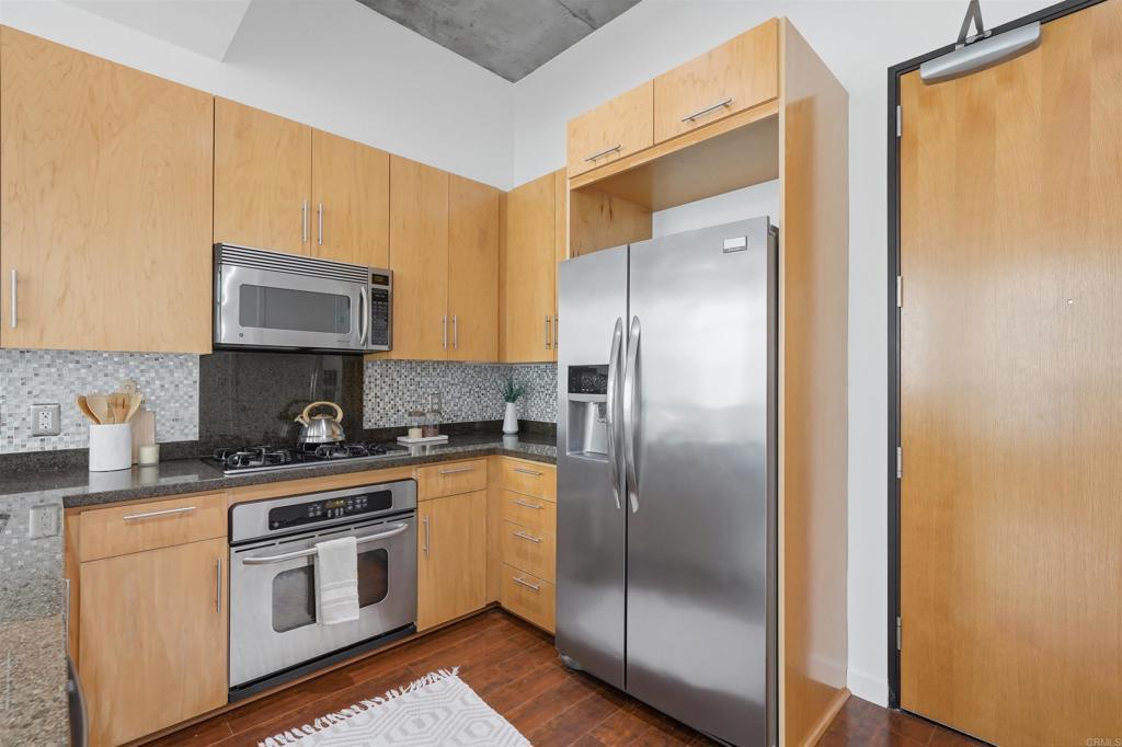 1050 Island Avenue 525