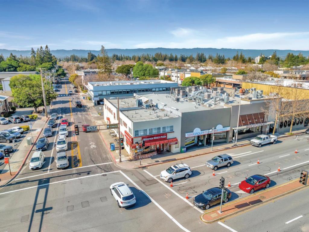1001 El Camino Real