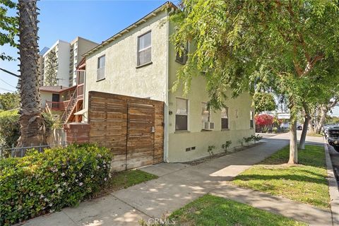 Photo of 337 Lime Ave #6, Long Beach, CA 90802 (MLS # PW25245323)