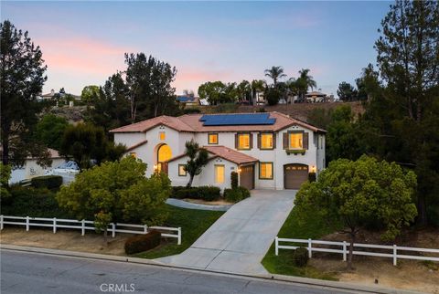 1000 Creekside Redlands CA 92373