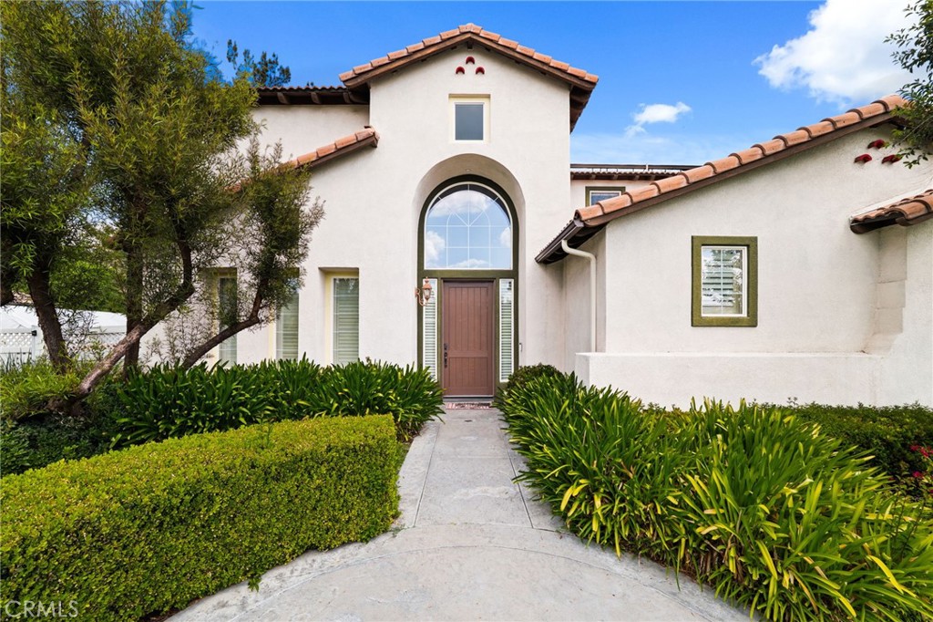 1000 Creekside