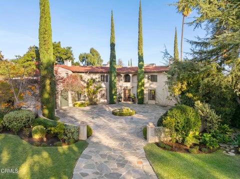 Photo of 1290 Hillcrest Avenue, Pasadena, CA 91106 (MLS # P1-28834)