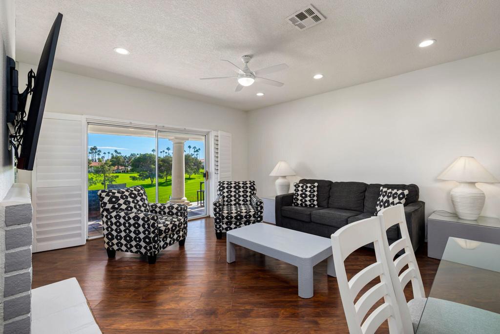 Desert Falls C.C. - Residential Lease