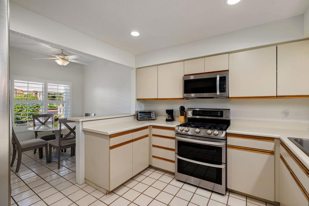 Desert Falls C.C. - Residential Lease