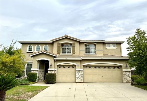 Photo of 9200 Hunters creek Way, Chowchilla, CA 93610 (MLS # MC25221310)