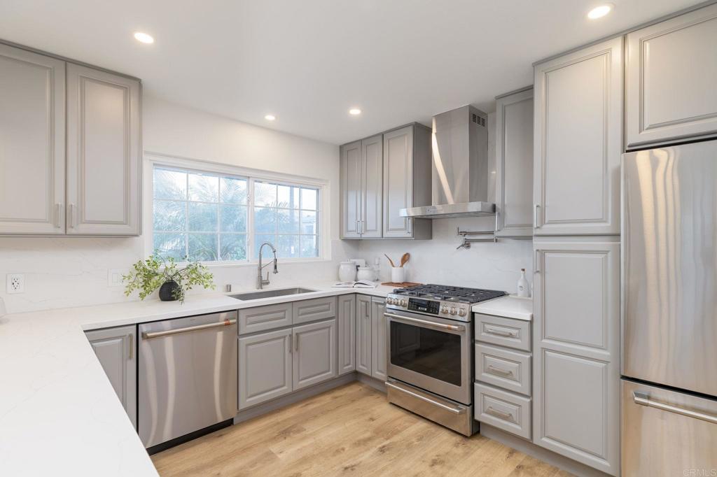 1674 Evergreen Street