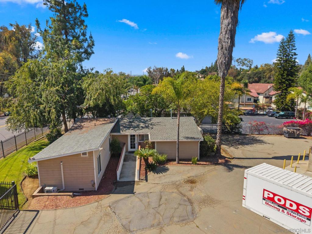 2005 S Escondido Blvd