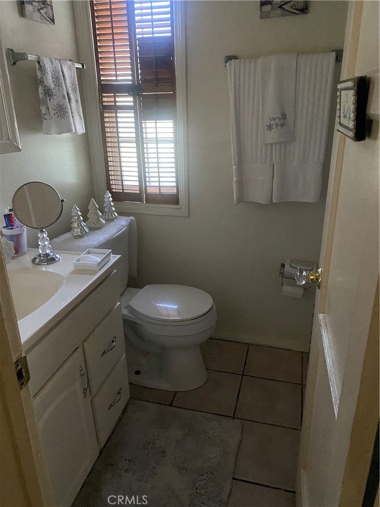 2115 W 102nd