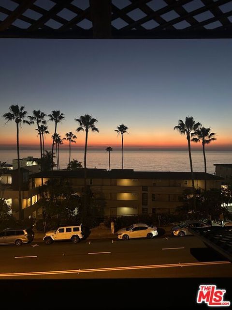 Photo of 653 Ramona Avenue, Laguna Beach, CA 92651 (MLS # 26650641)