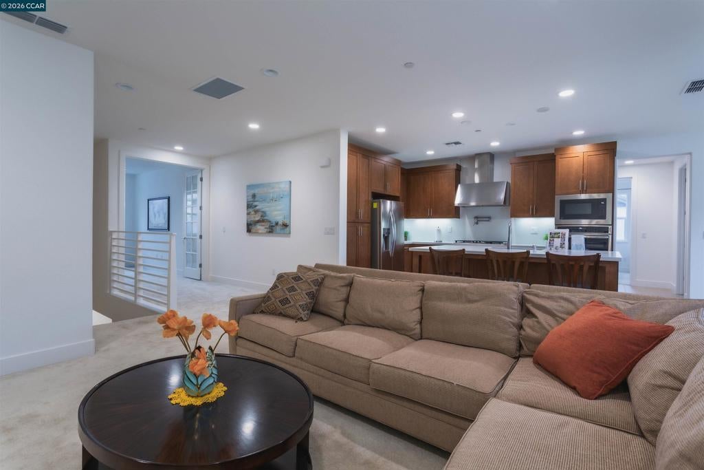 7132 Calistoga Ln