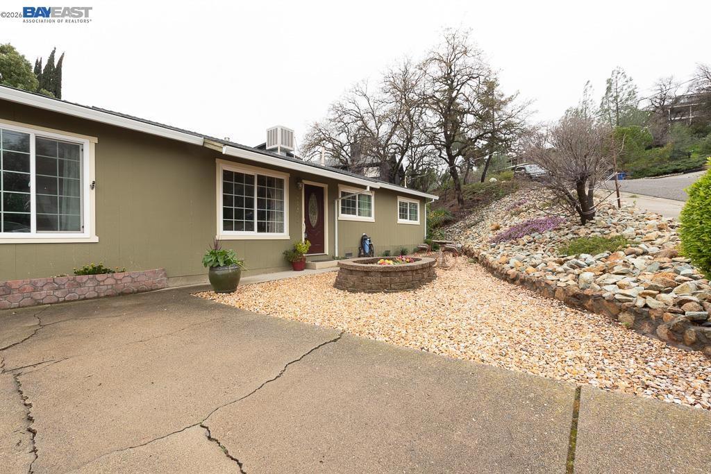 3345 Oakwood Place