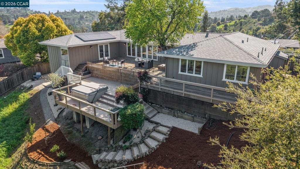 102 Hillcrest Dr Dr
