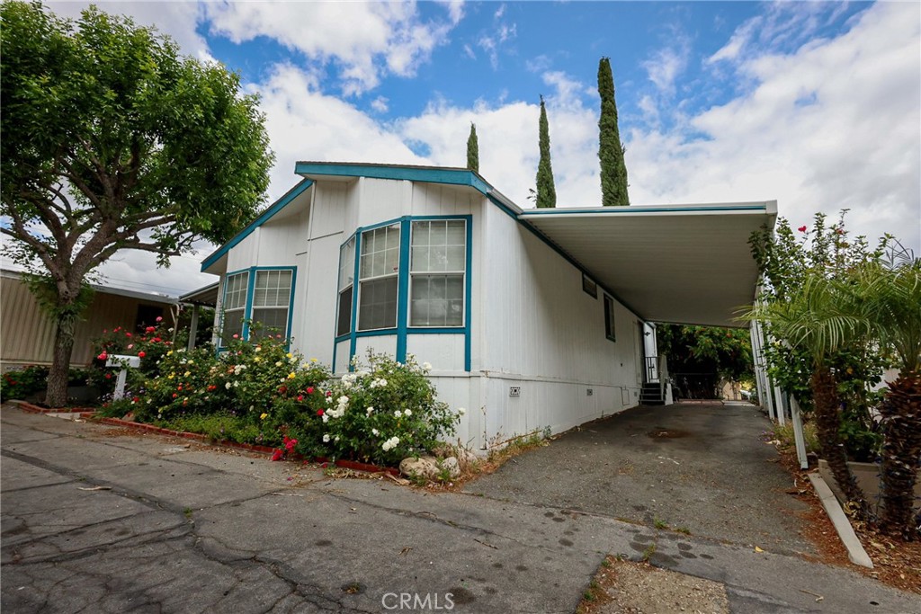 29021 Bouquet Canyon 334