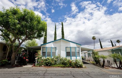 Photo of 29021 Bouquet Canyon Rd #334, Saugus, CA 91390 (MLS # SR26062739)