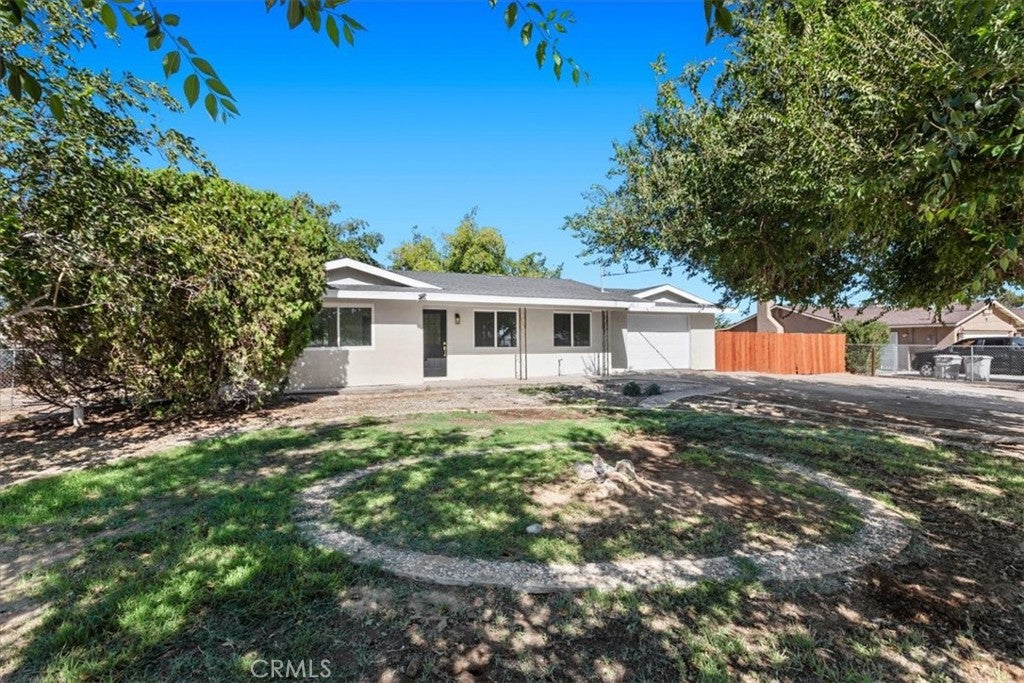 9812 Redwood