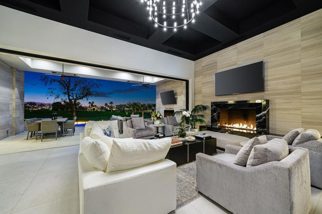 The Hideaway - Residential