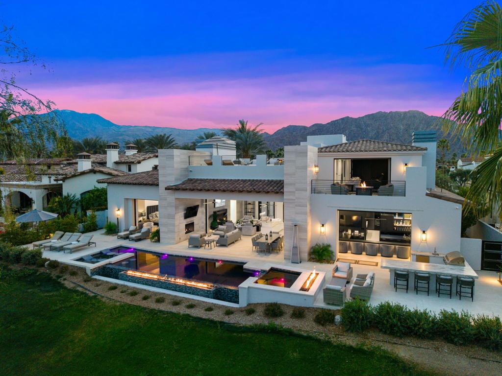 The Hideaway - Residential